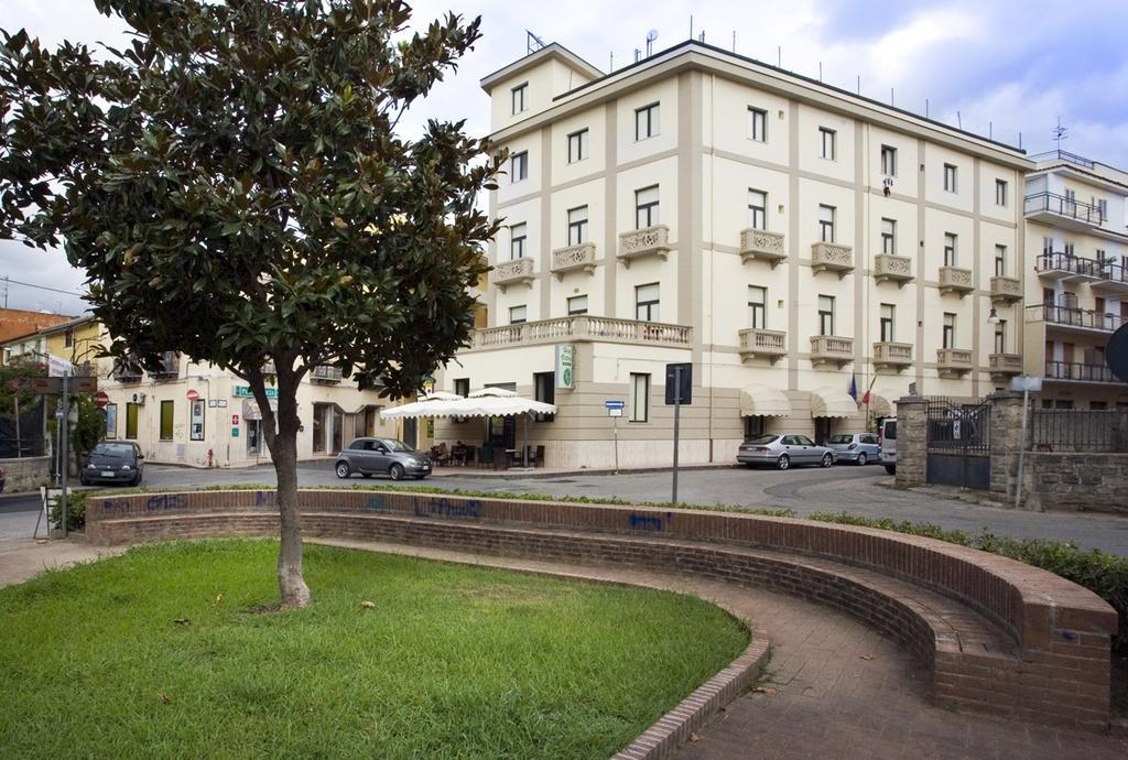 Hotel Vittoria Sapri Exteriér fotografie