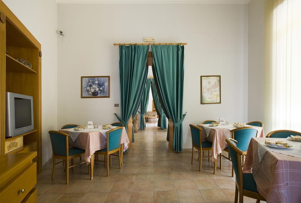 Hotel Vittoria Sapri Exteriér fotografie